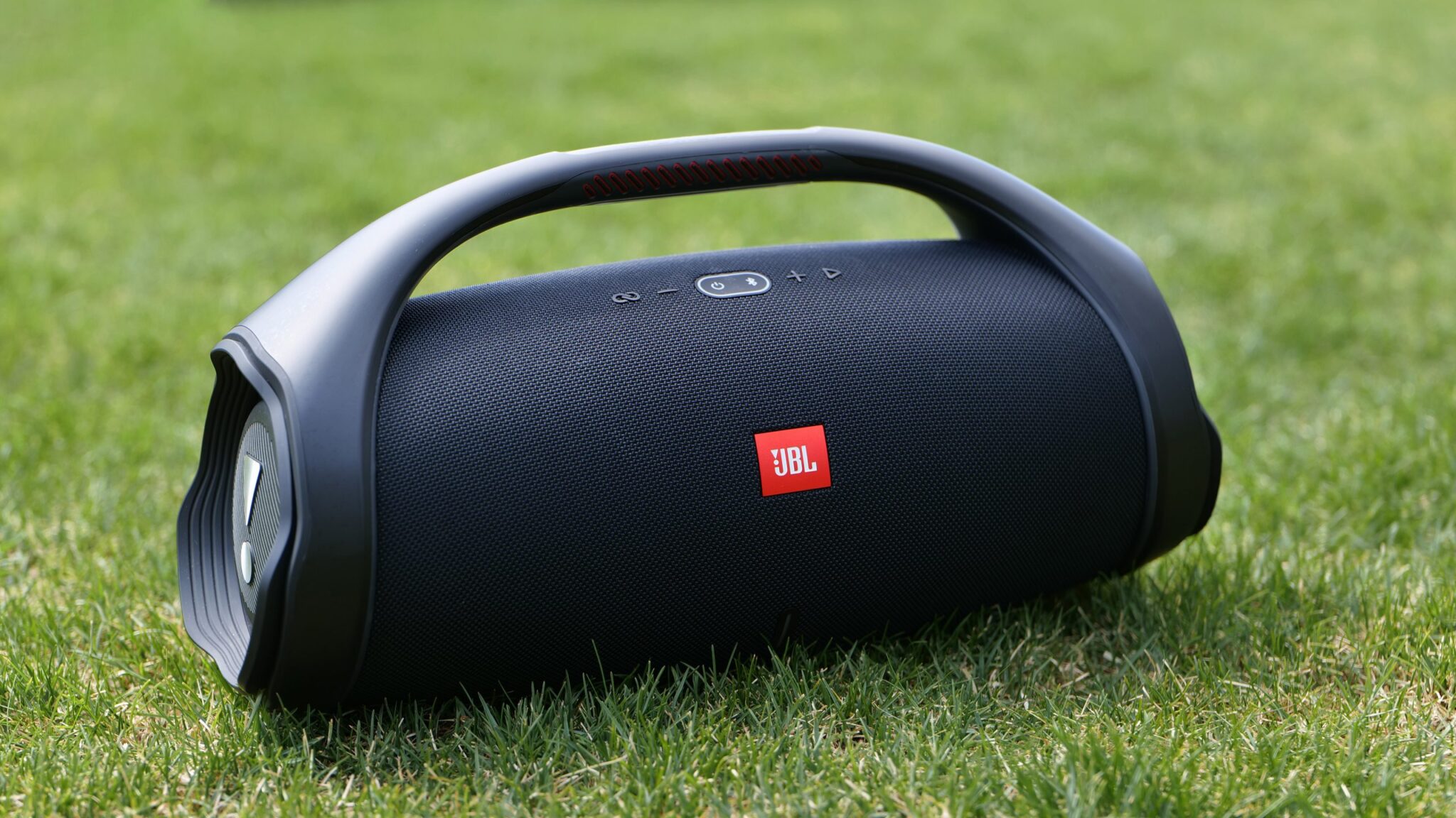 jbl boombox 2 wireless microphone