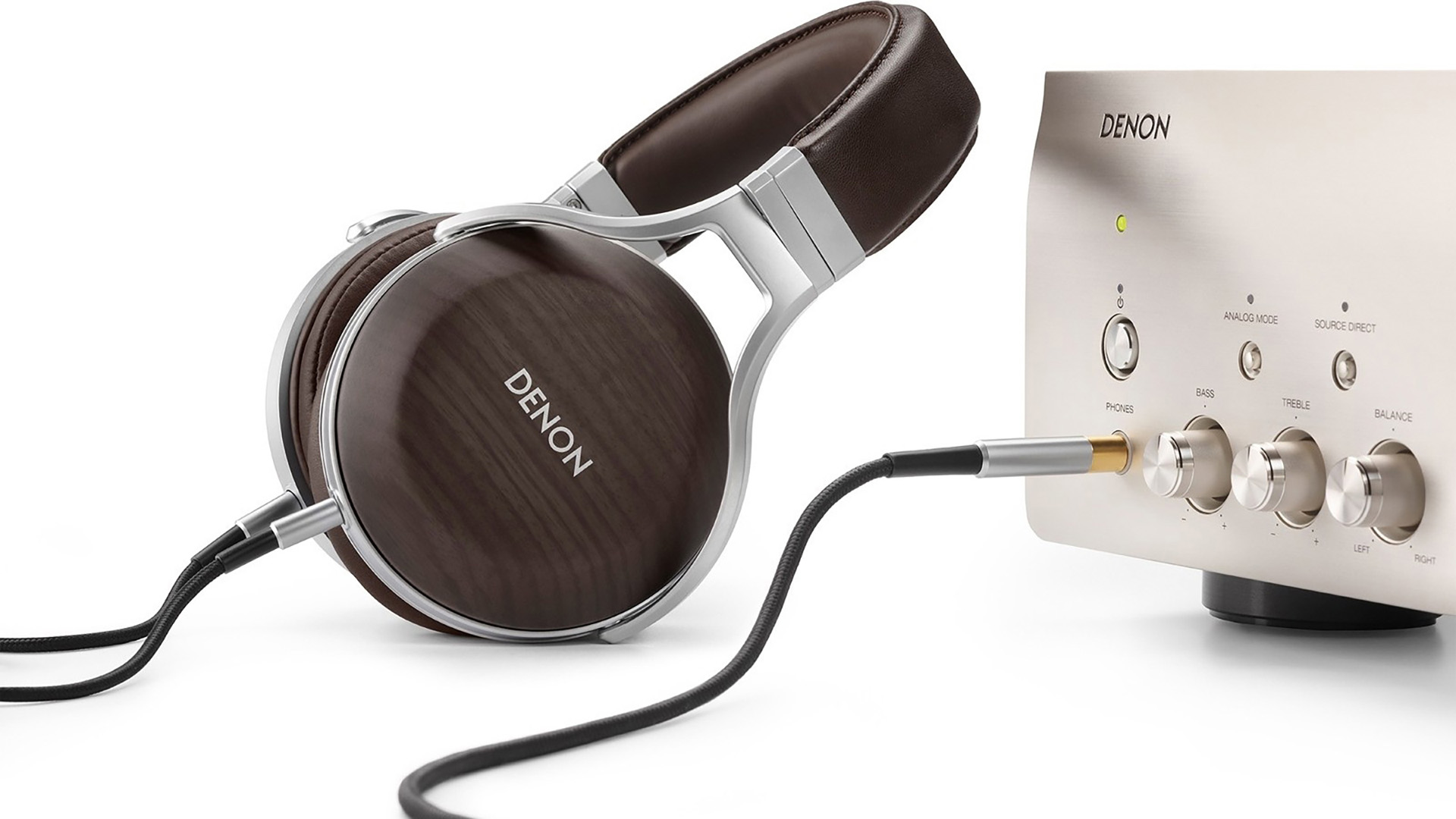 Review: Denon AH-D5200 | Fabulous Closed Headphones From Denon