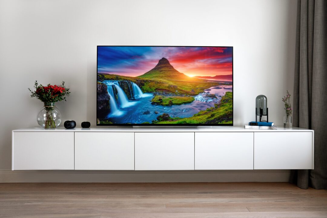 LG OLED65E9