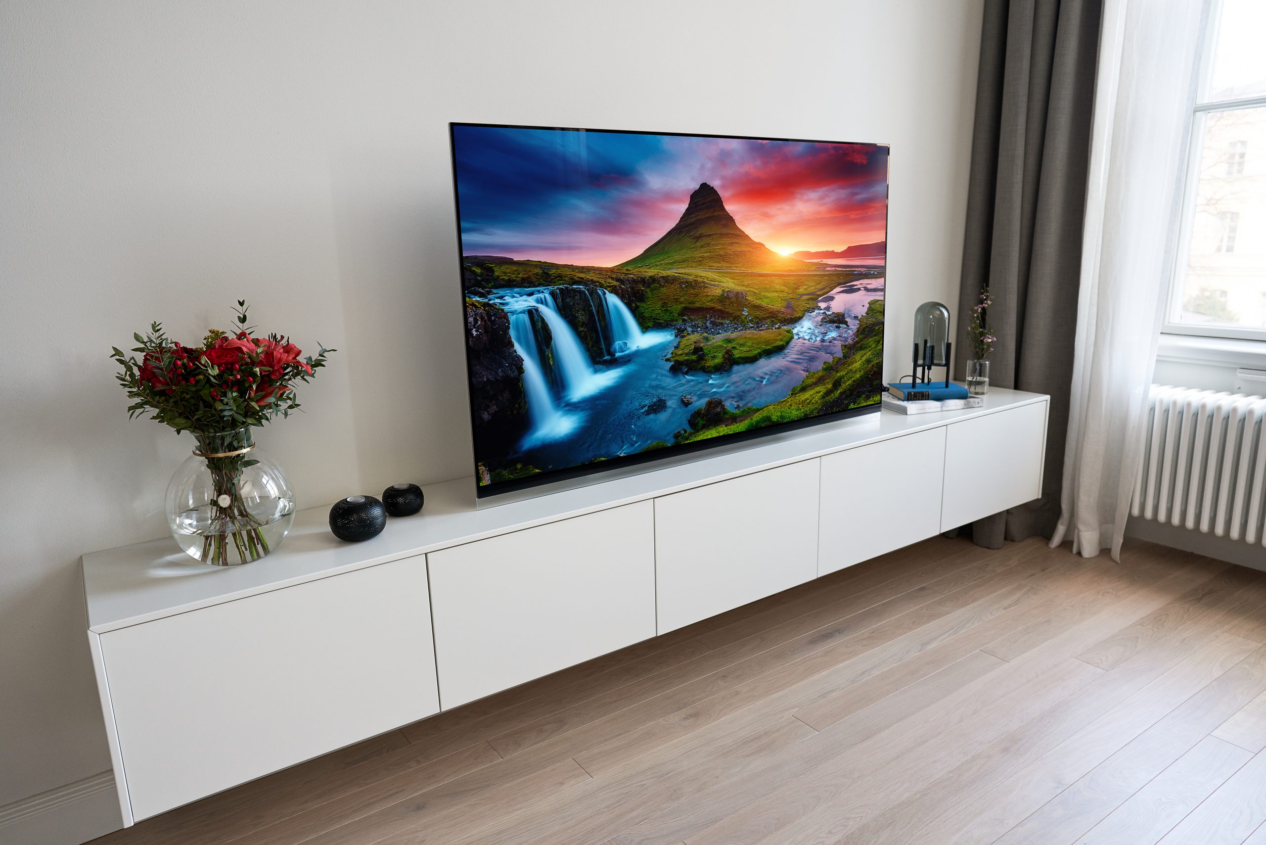 Haier 65 диагональ. LG телевизоры OLED 65 дюймов. OLED LG oled55e9pla. Телевизор LG oled55cxrla. Телевизор 65" LG oled65cxrla.