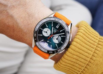 tag heuer connected orange strap