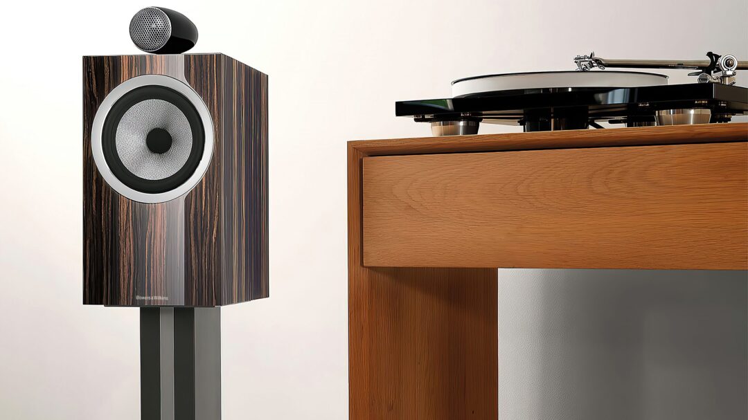 Bowers & Wilkins 705 S2 Signature