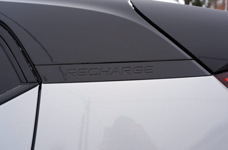 Volvo XC40 P8 Recharge logo