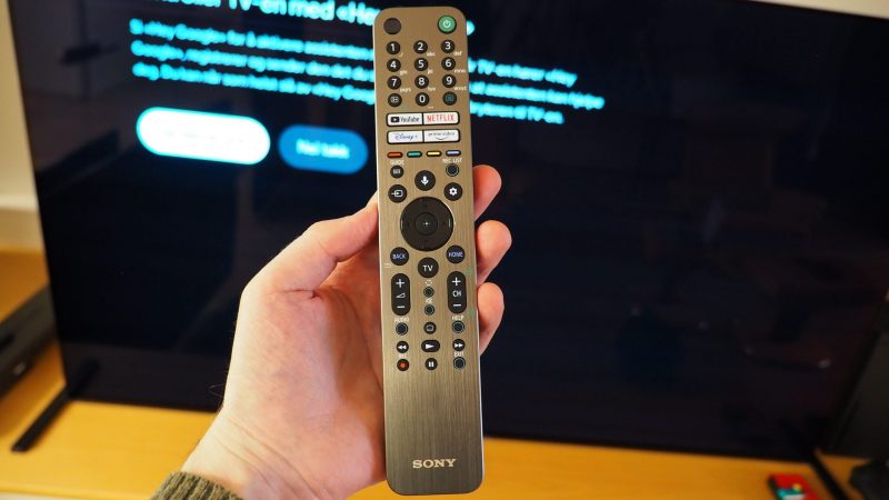 Sony-Bravia-XR-A90J-backlit-remote-scaled
