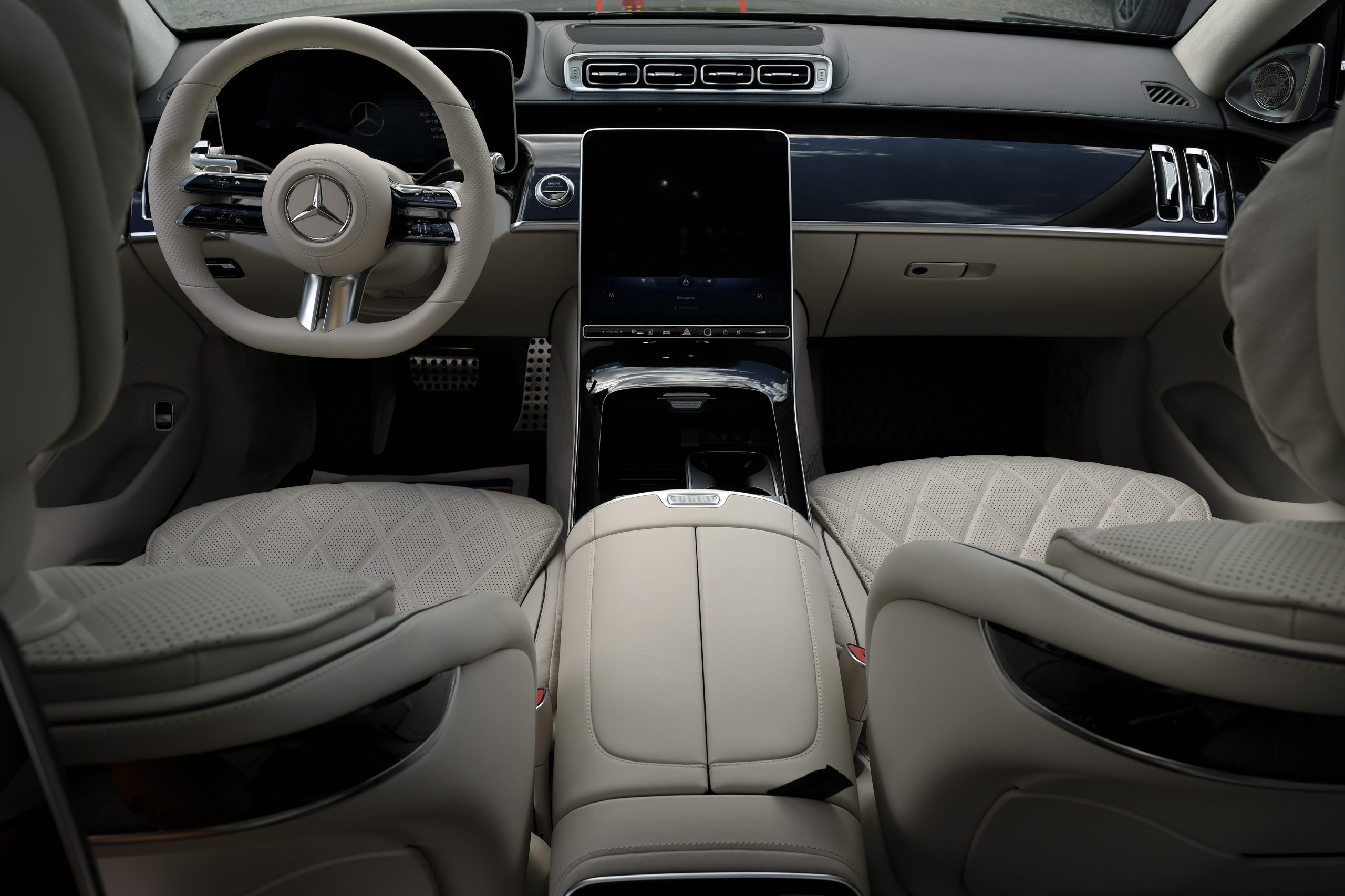 Review: Mercedes S-klasse With Burmester 4D Sound System | Exceutive ...