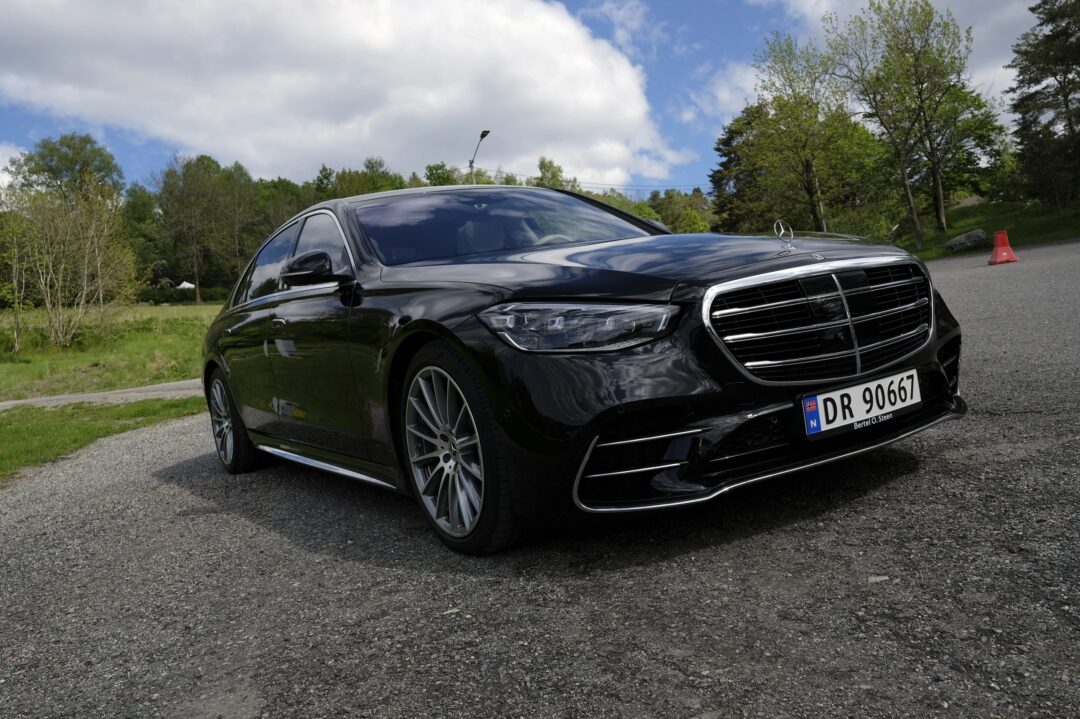 Mercedes S-klasse with Burmester 4D Sound System