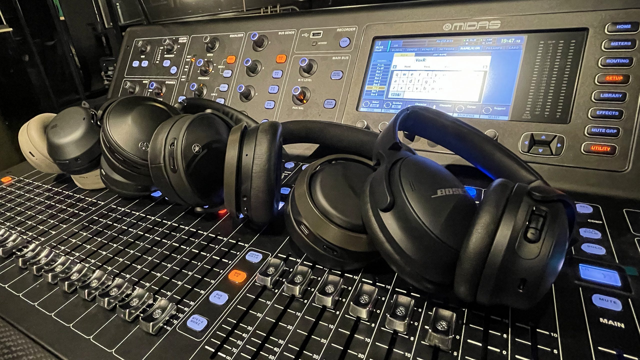 5 ANC headphones hodetelefoner nov 2021 lifestyle
