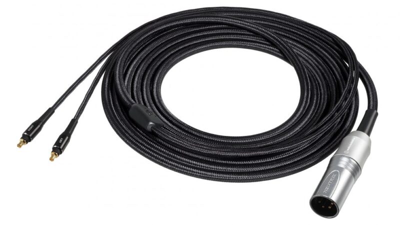 Audio-Technica-Asada-Zakura-cable-XLR-1-989x556