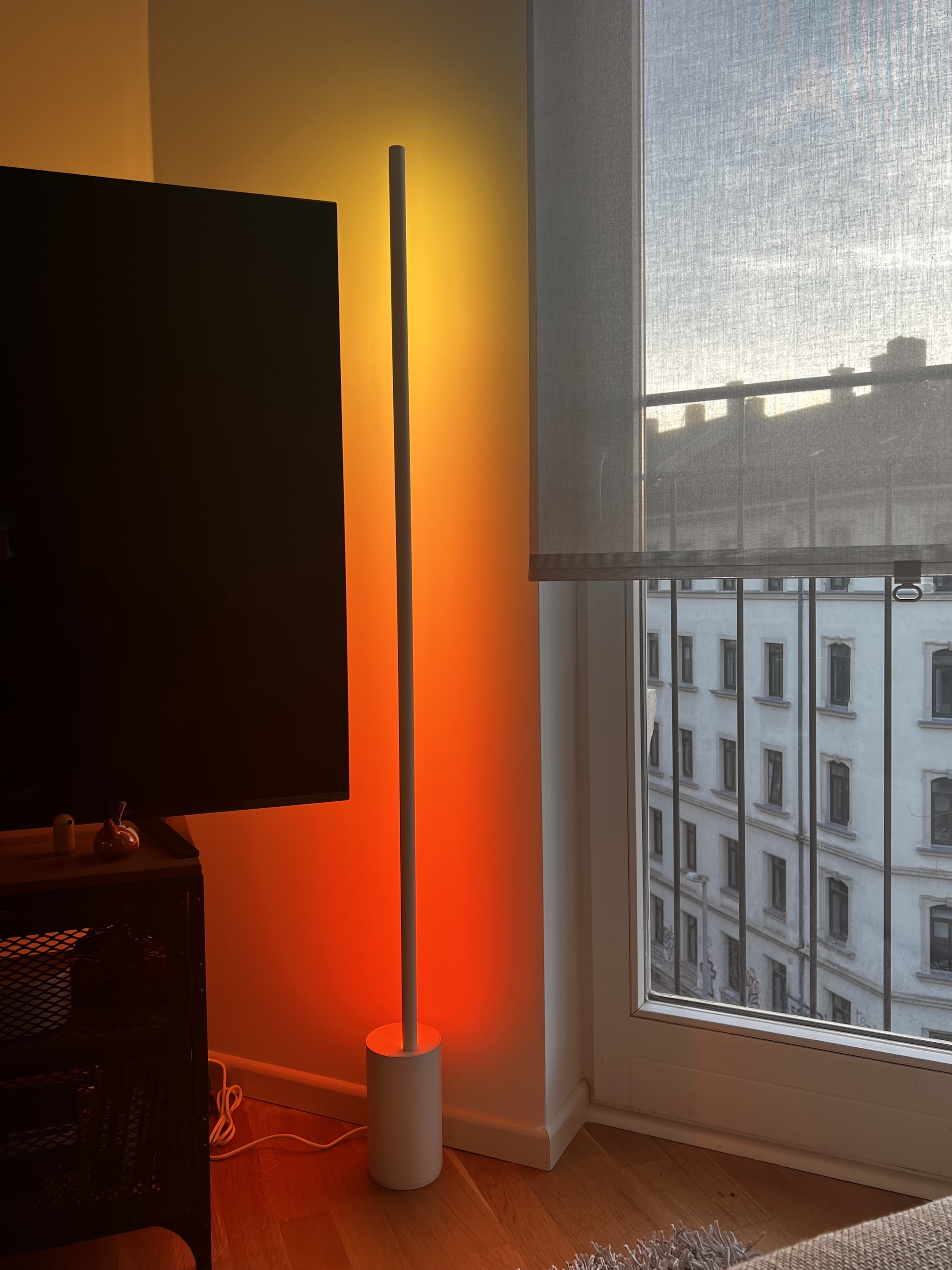 Philips Hue Gradient Signe table lamp review