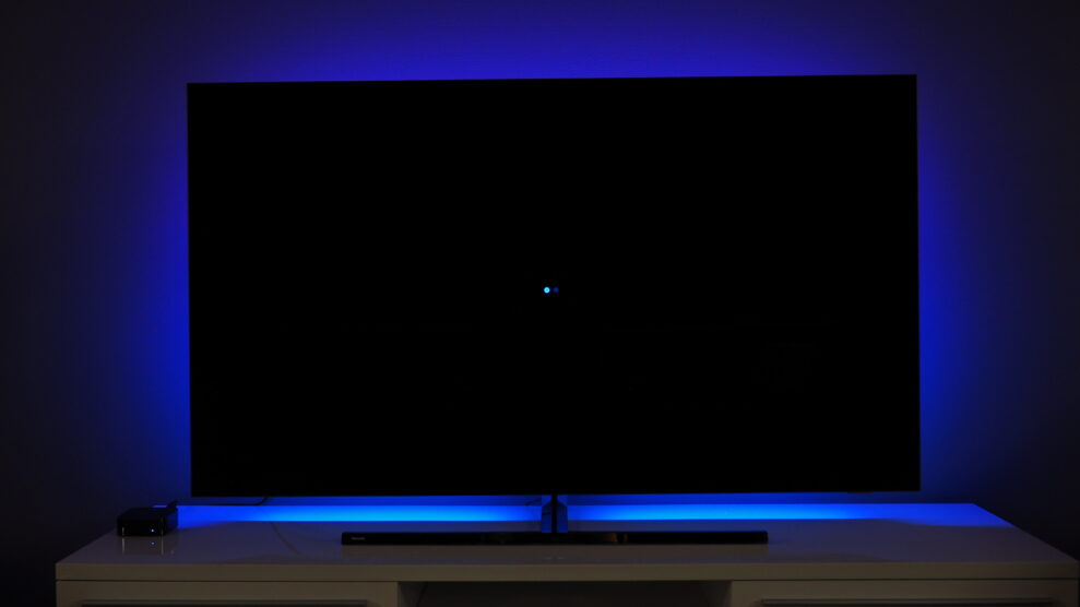 Philips Ambilight 65OLED706 OLED TV Review