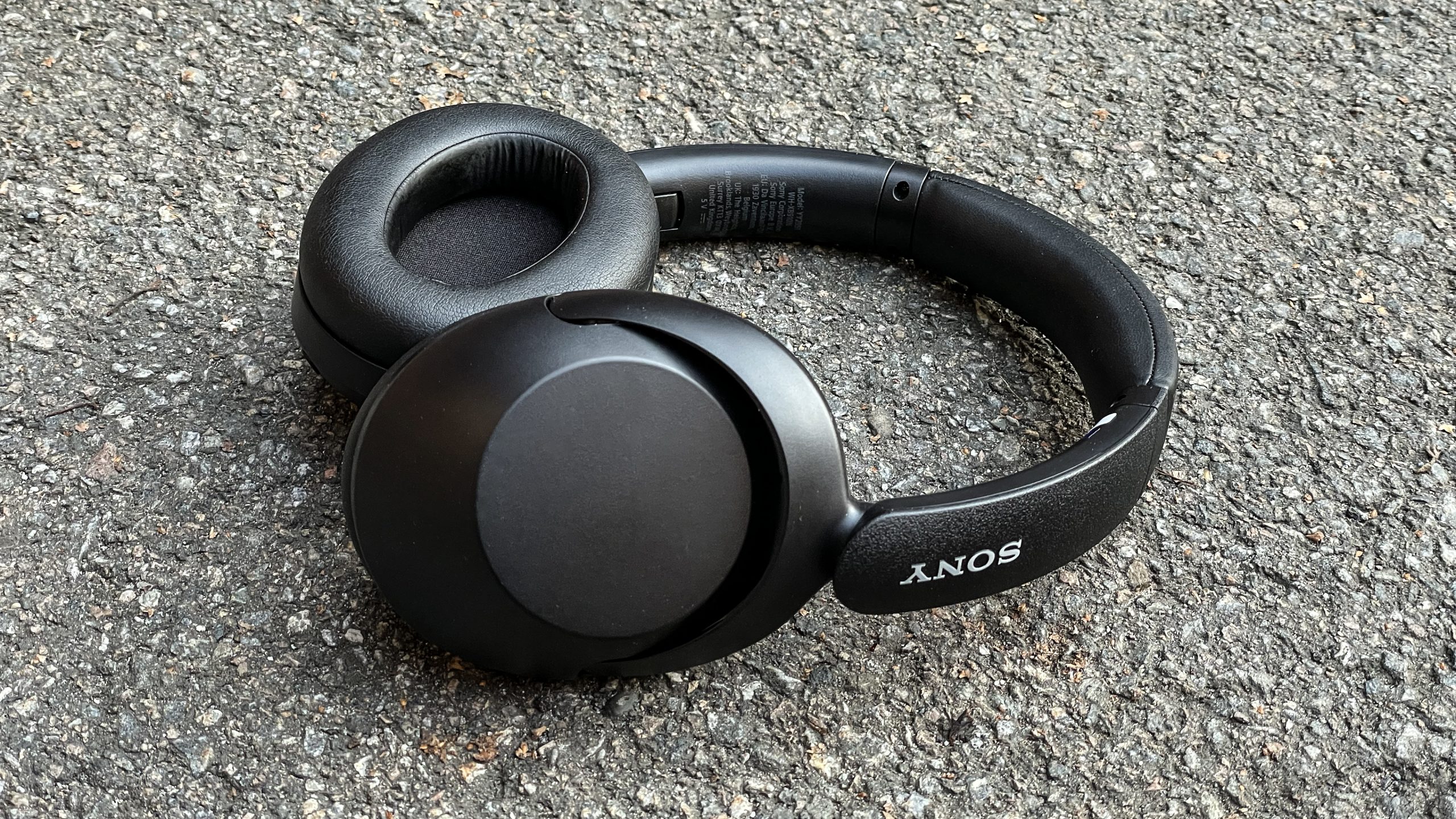 Sony WH-XB910N Wireless Review 