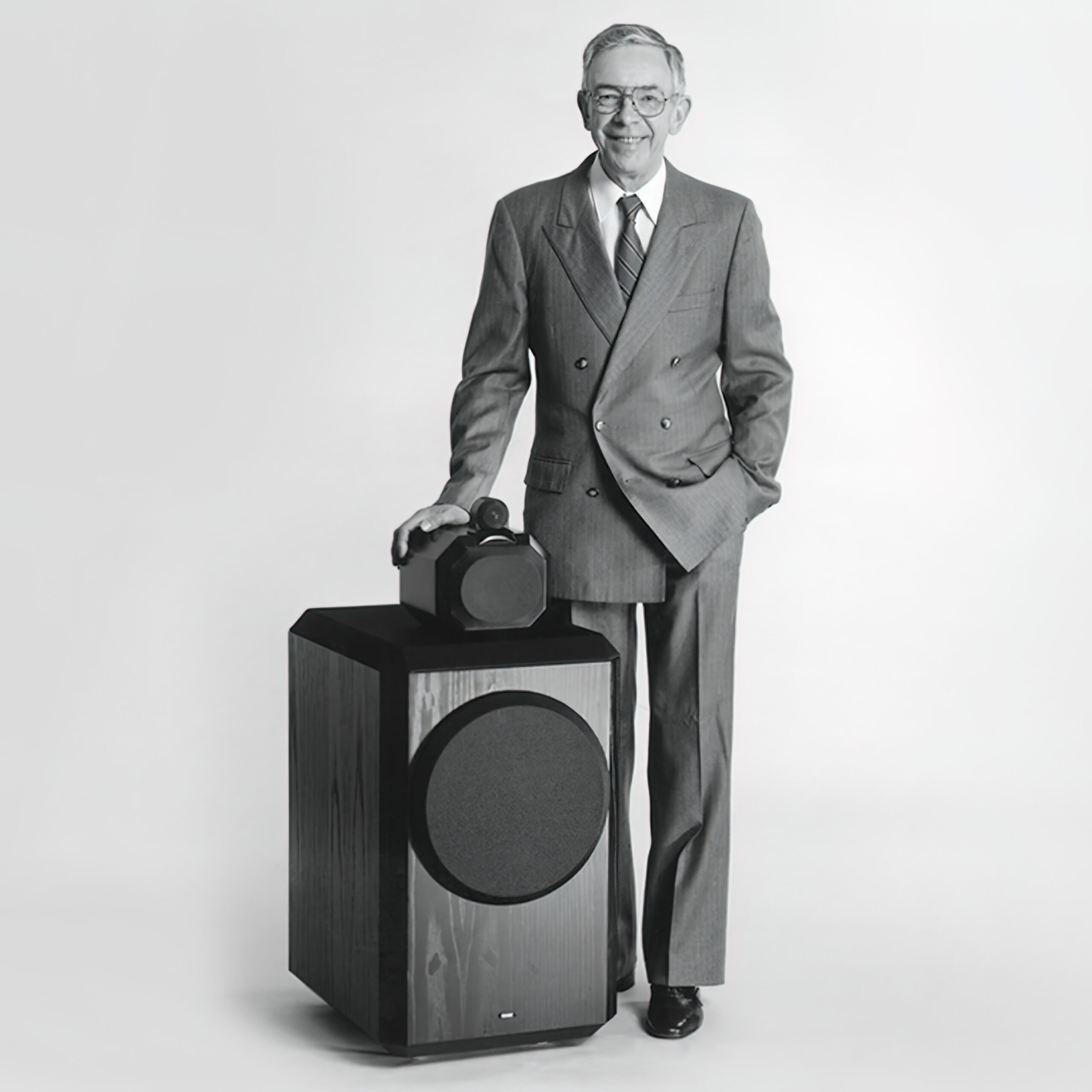 Bowers & Wilkins Launches New CM Series - The Absolute Sound