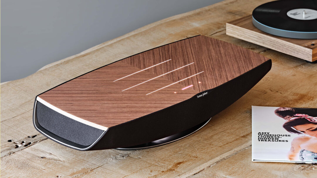 Sonus faber Omnia: Wireless tabletop speaker
