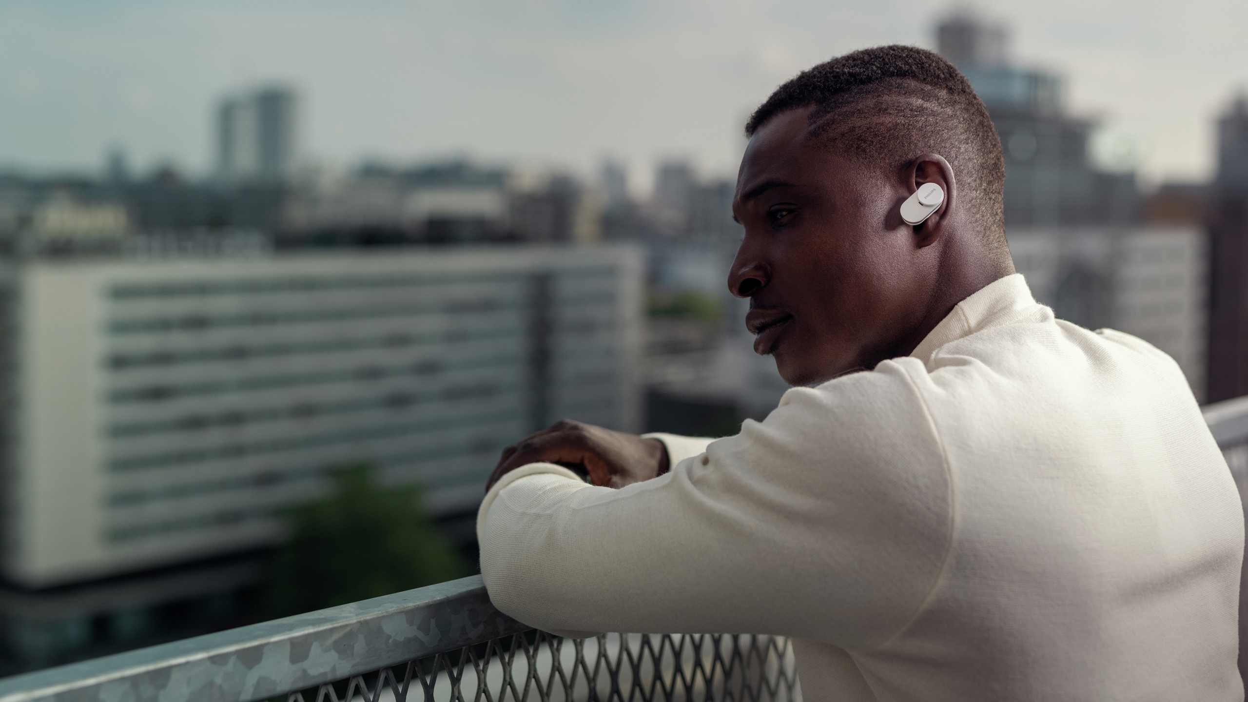 Philips Fidelio T1 lifestyle Philips Fidelio T1 lifestyle