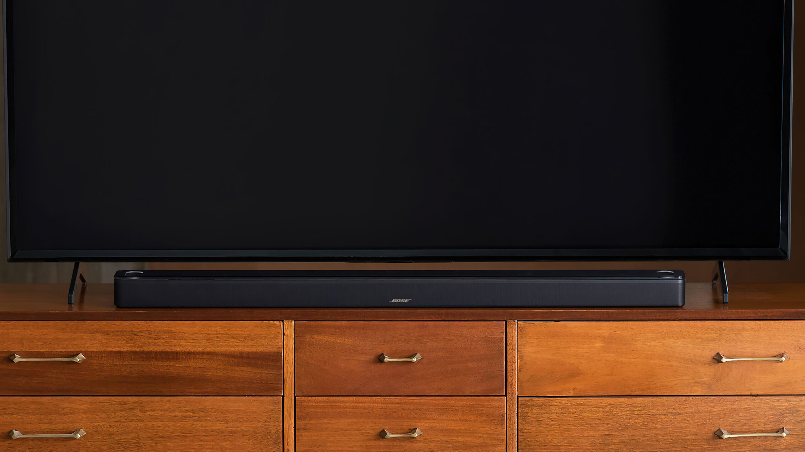 Bose Smart Soundbar 900 lifestyle scaled 1 Bose Smart Soundbar 900 lifestyle scaled 1
