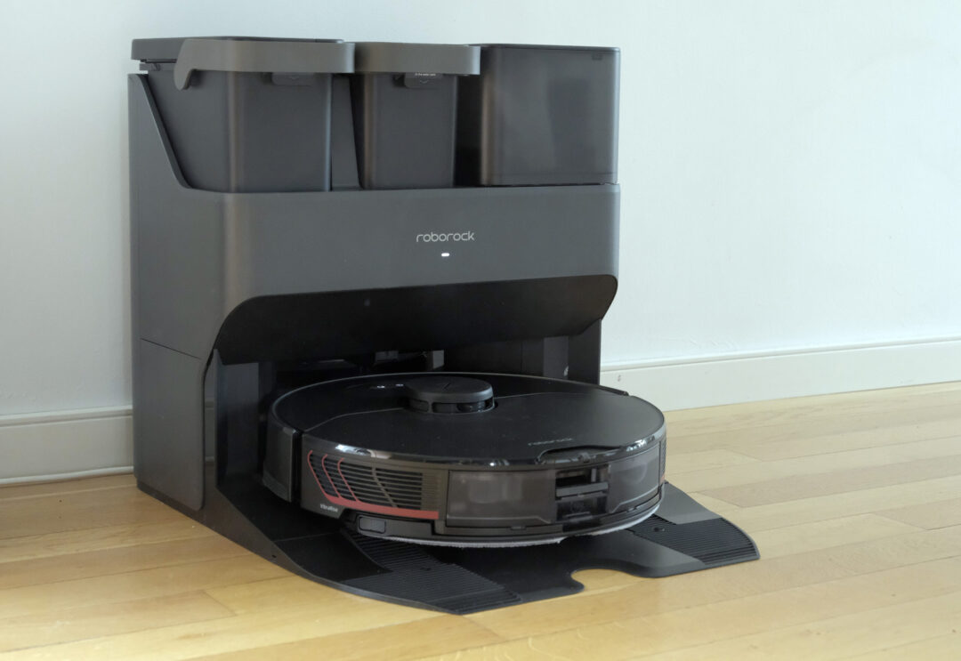 Roborock S7 MaxV Ultra Review: Powerful mopping and vacuuming