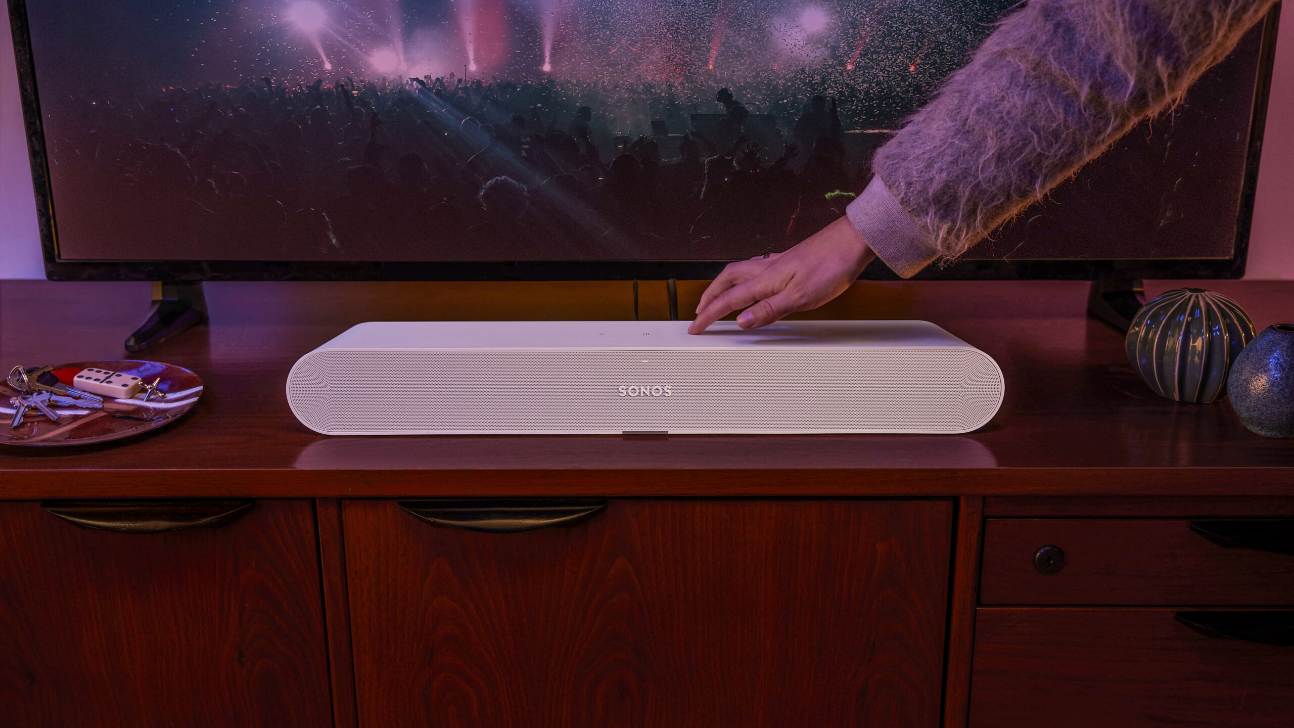 Sonos Ray touch control