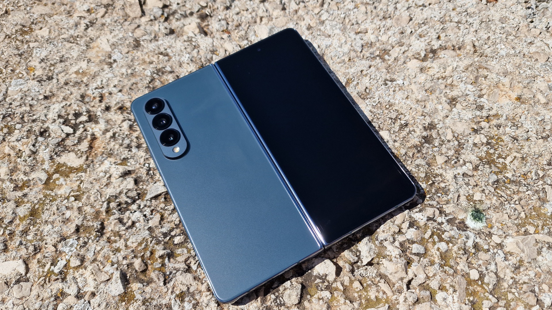 Samsung GalaxyZFold4 gorillavictus Samsung Galaxy Z Fold 4