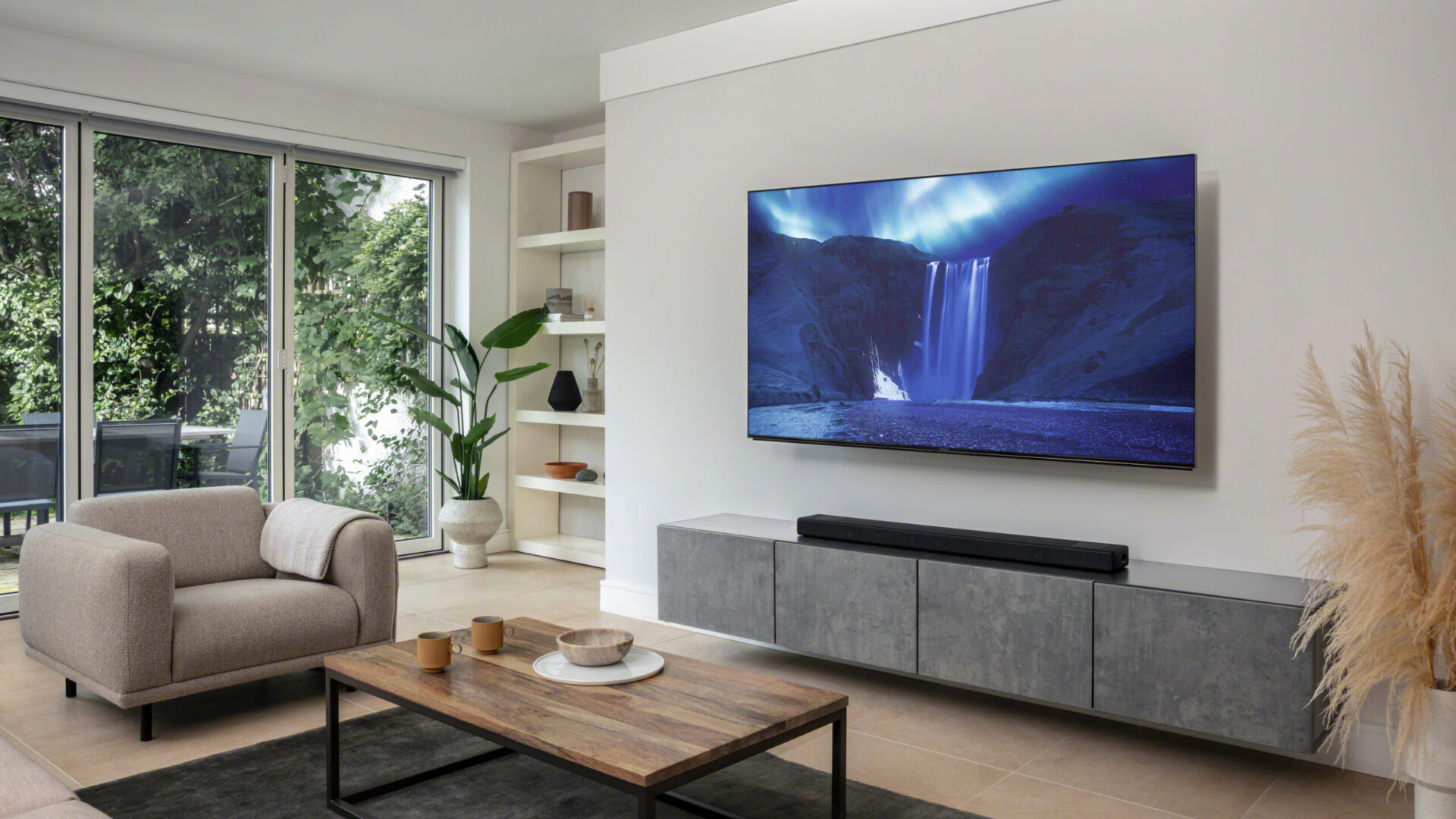 Review: Sony HT-A5000 | Great Surround Sound From Sony