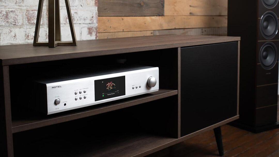 Rotel S14 streaming amplifier