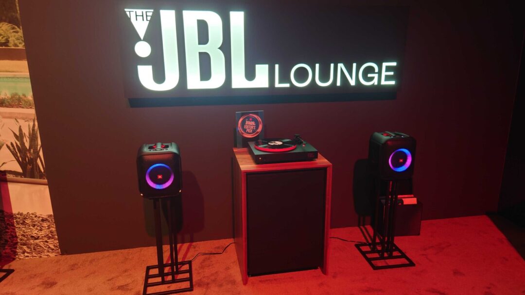 CES 2023: JBL Spinner BT – the first Bluetooth turntable
