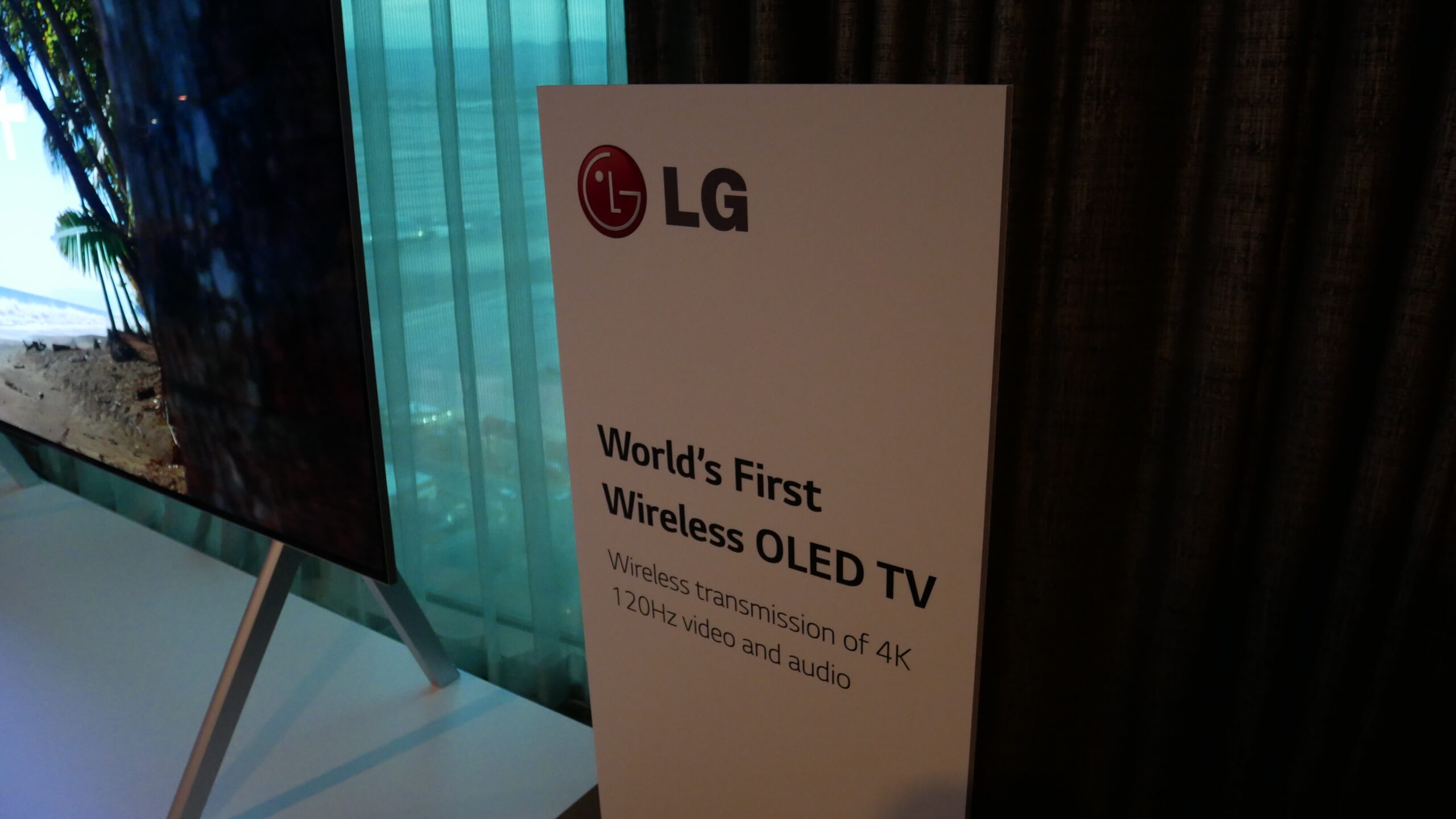 CES 2023: LG OLED M3 Is A Wireless OLED TV