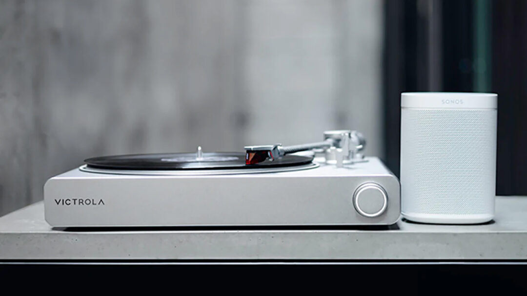 Victrola Stream Carbon plays records on Wi-Fi