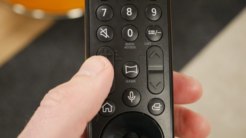 LG Flex remote curve button