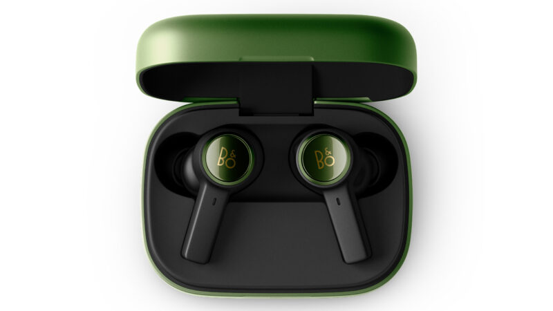Beoplay-EX-0111-Limited-Edition-Forest-Green