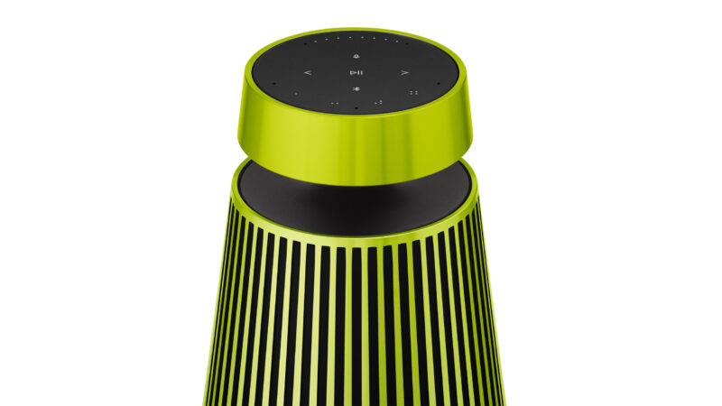 Beosound-2-3rd-Gen.-0006-Limited-Edition-Gradient-Green