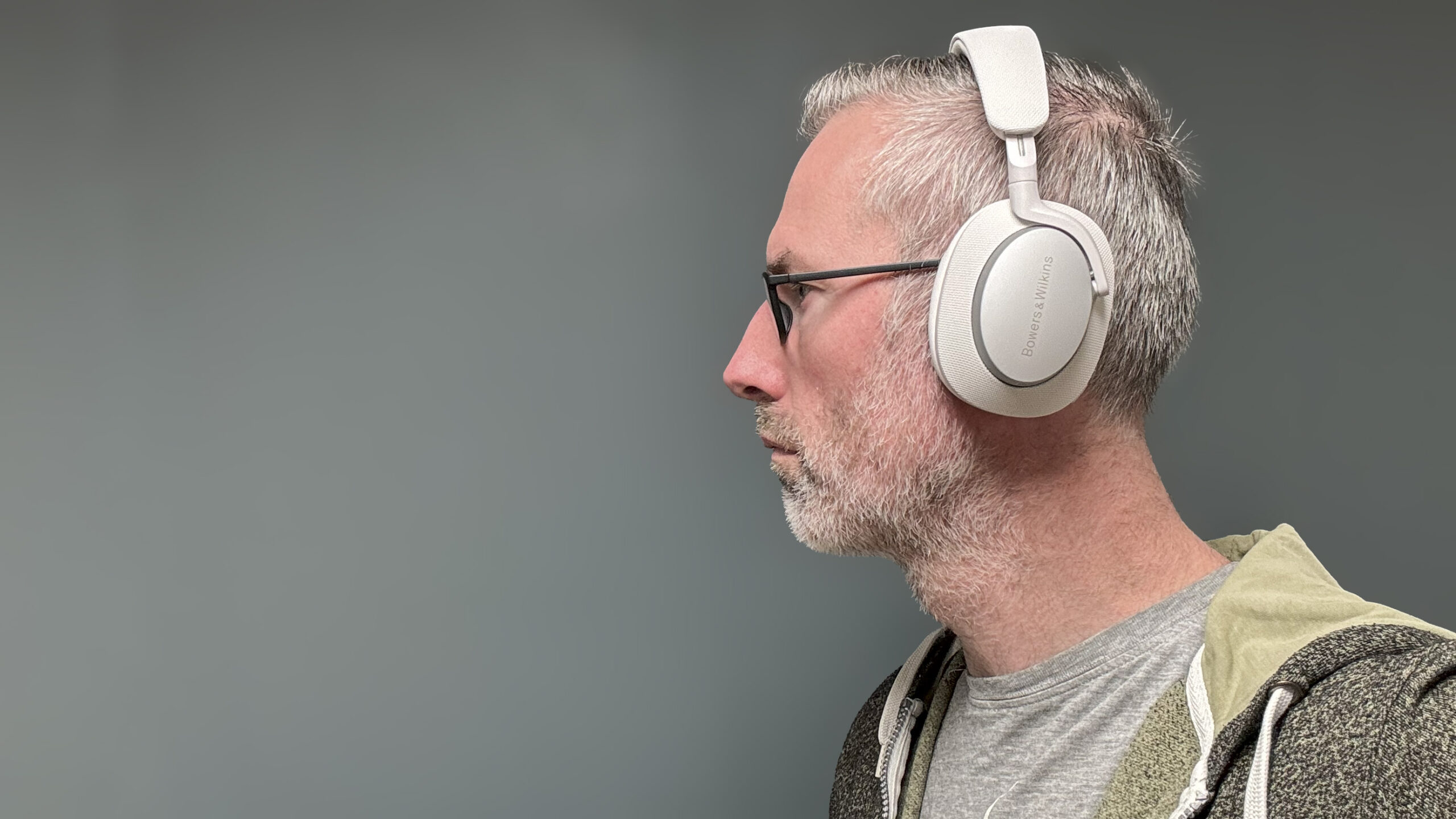 Tempting Premium Headphones: Bowers & Wilkins Px7 S2 Review