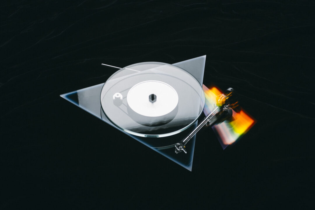 Pro-Ject The Dark Side of the Moon