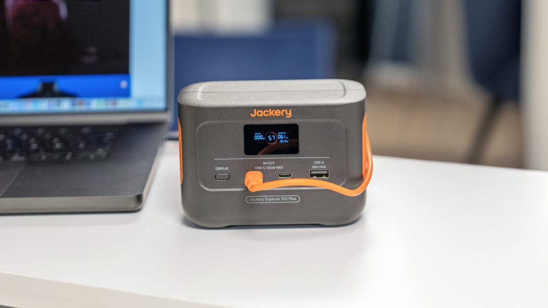 Jackery Explorer 100 Plus