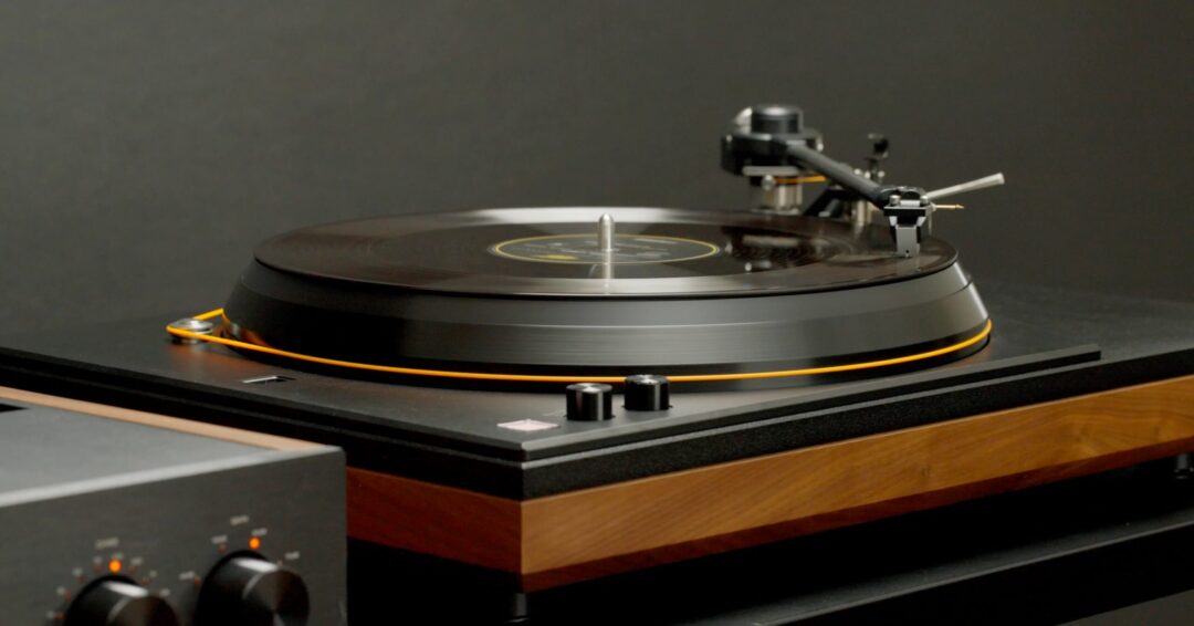 MoFi MasterDeck turntable