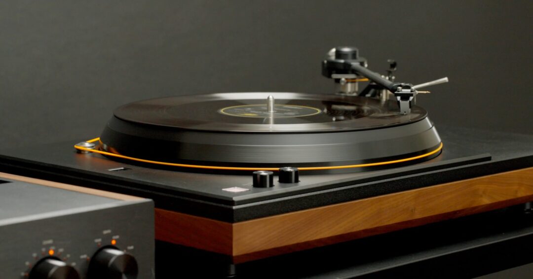 MoFi MasterDeck turntable