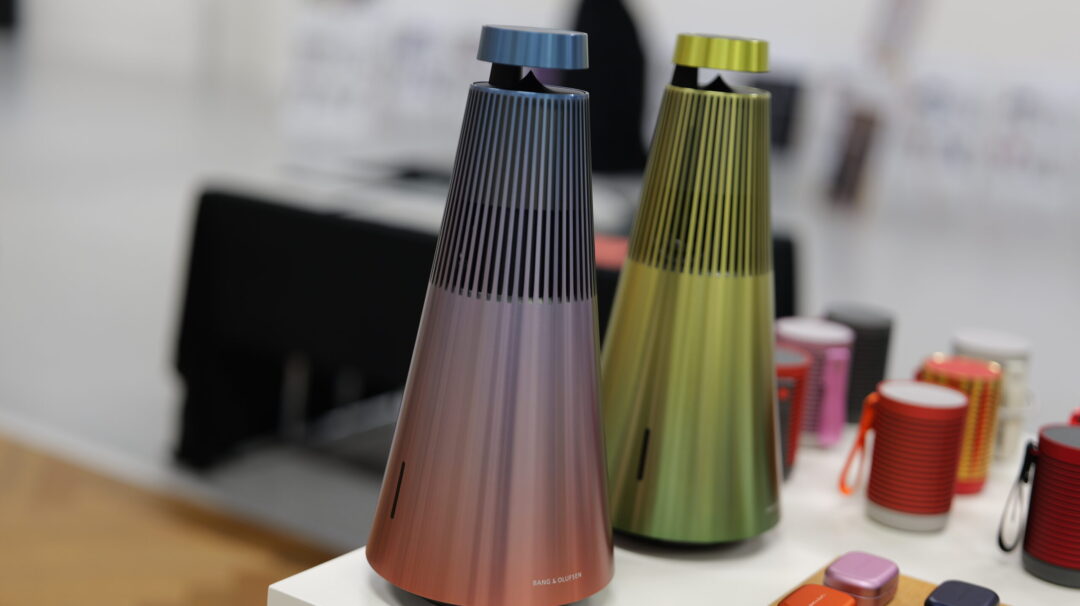 B&O Beosound A2 custom colors