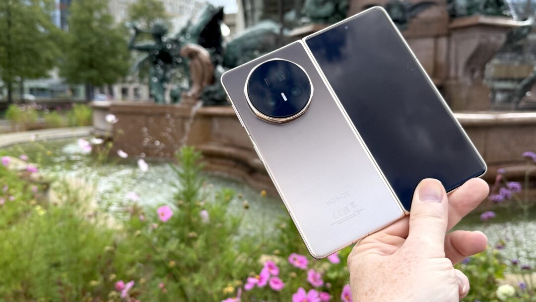 Honor Magic V5