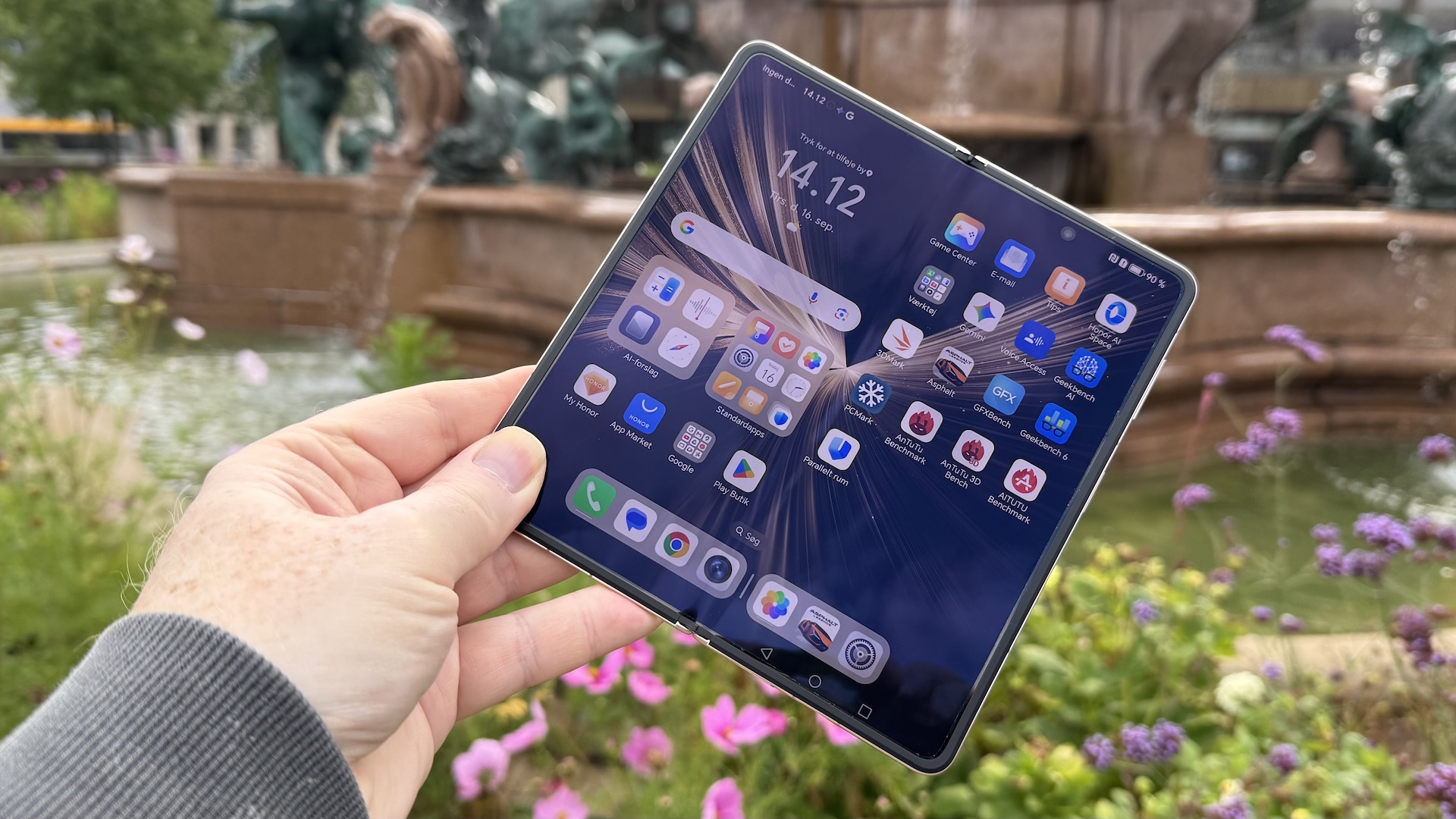 Honor Magic V5