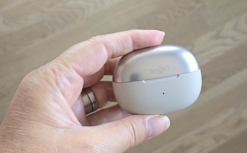 Shokz-OpenDots-etui-1